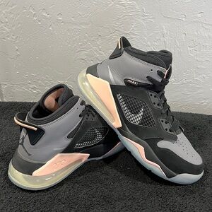 🔥🏀 NIKE AIR JORDAN Mars 270 Men’s Sz 8 Black/Pink/Gunsmoke CD7070-002  Sneakers